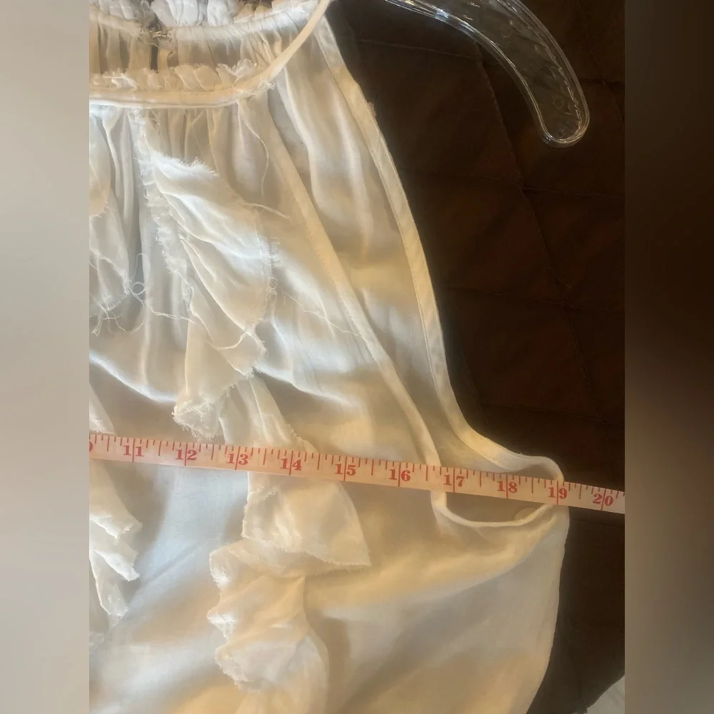 🌸 Mustard Seed White Halter Top Tie Neck Flowy Ruffle Size Small Boho - Picture 8 of 9